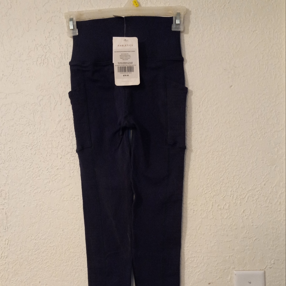 New With Tags Fabletics Yoga Leggings